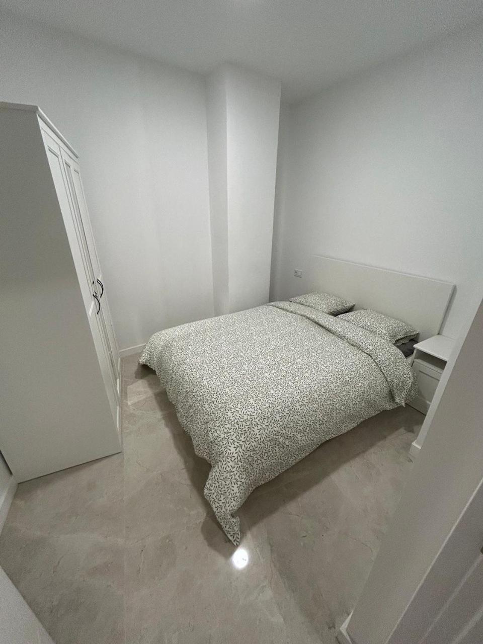 Elegance Apartment Аликанте Екстериор снимка